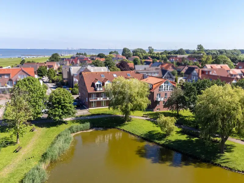 Renovated Multi-use Clinic with Expansion Potential in Horumersiel, North Sea Spa Town