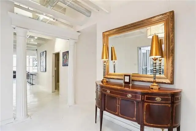 Historic 3-bedroom Residence with Rooftop Terrace in Cbd, Plus 1-bedroom Unit for Rental