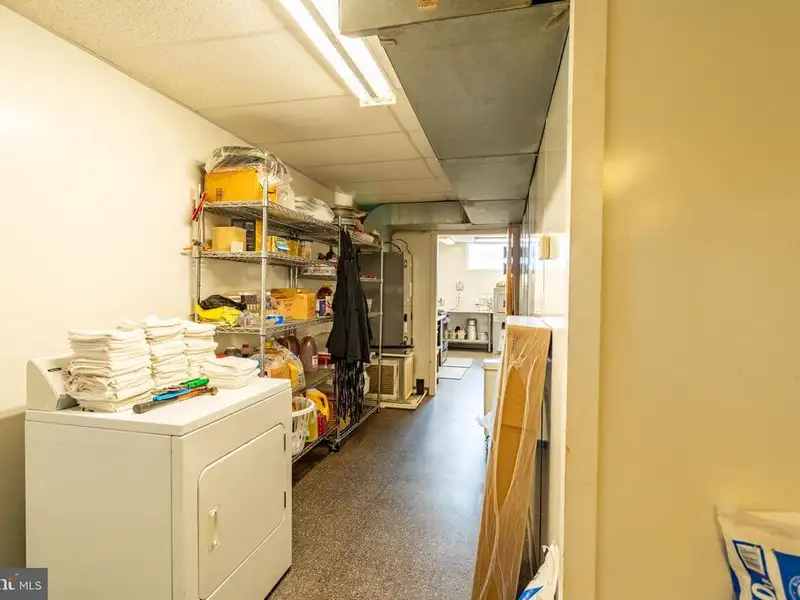Established Restaurant with Commercial Kitchen and 120+ Seating in Hardy County