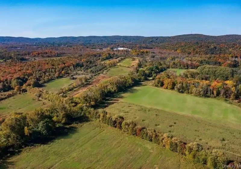 558+ Acre Parcel in Pawling, Ny – Ideal for Residential or Commercial Development