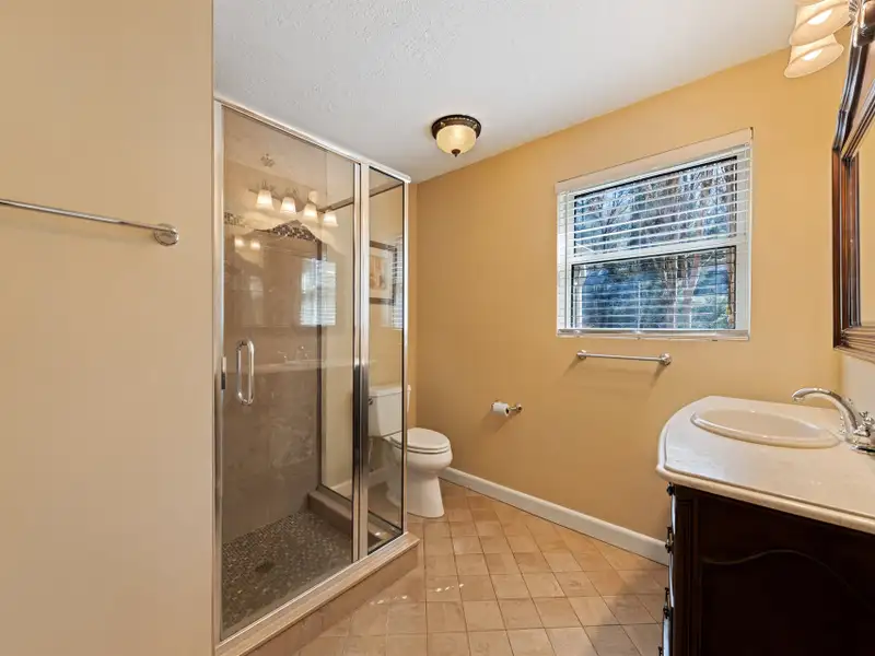 Ranch-style Estate Near Waynesville Inn, 5br/6.5ba, Ideal for Boutique Hospitality or Residence