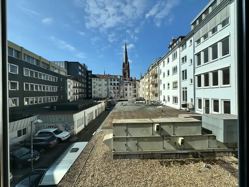Investment Opportunity: Versatile Property in Nauwieser Viertel with 5,567 M² Potential