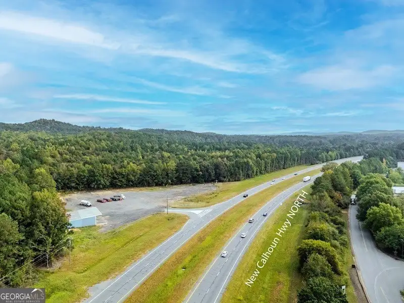 Commercial Property with Building and Road Frontage Near Rome, Ga