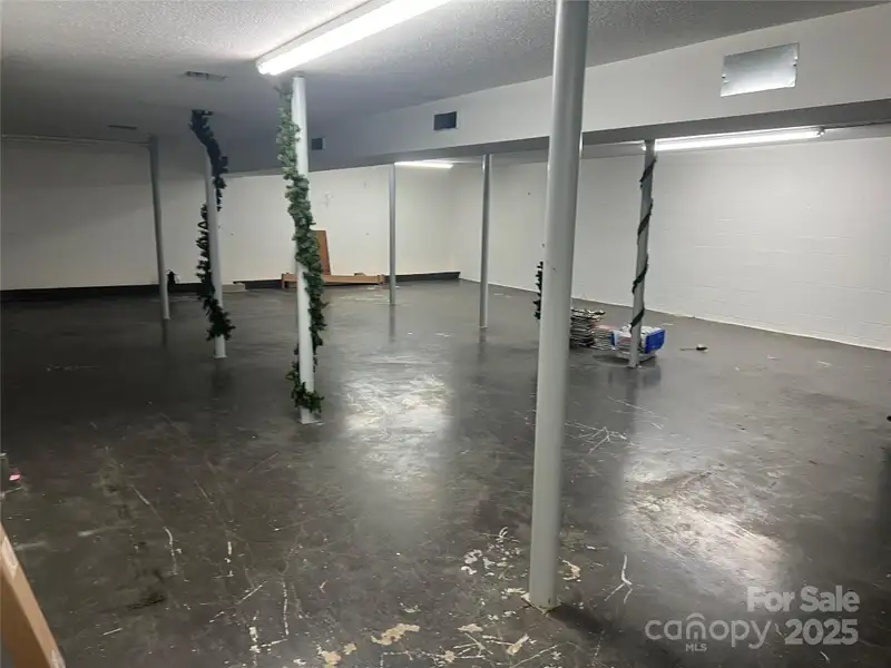 High-traffic Commercial Property with Multi-use Buildings in County Center
