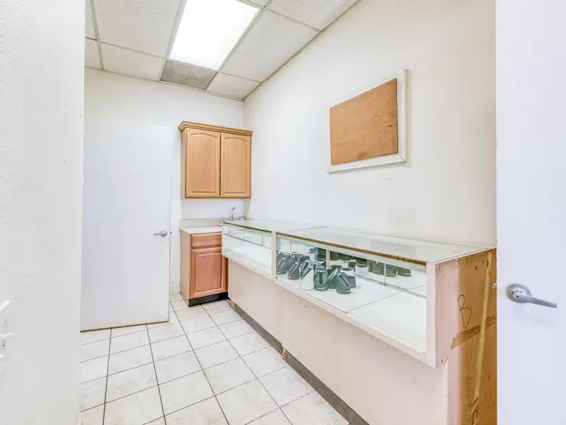 Single Story Free-standing Building with Dual Retail Spaces Near Va Hospital Fresno