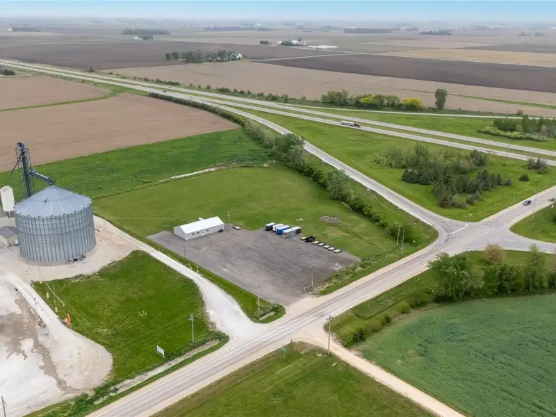 Commercial Building on Highway 20 Near Jesup, Ia with 4 Acres of Potential