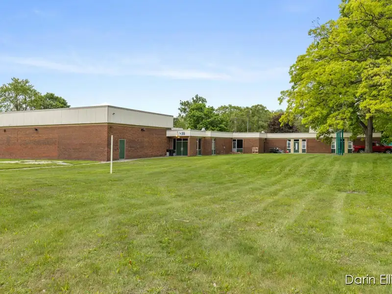 Versatile 15,000+ Sq Ft Mixed-use Building with Apartments and Office Spaces