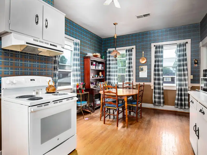 Historic 1850s Two-story Home in Central Business District of Versailles