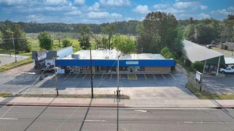 Premier Fishing Retail Store and Bait Shop in Minocqua, Wi on 2.62 Acres