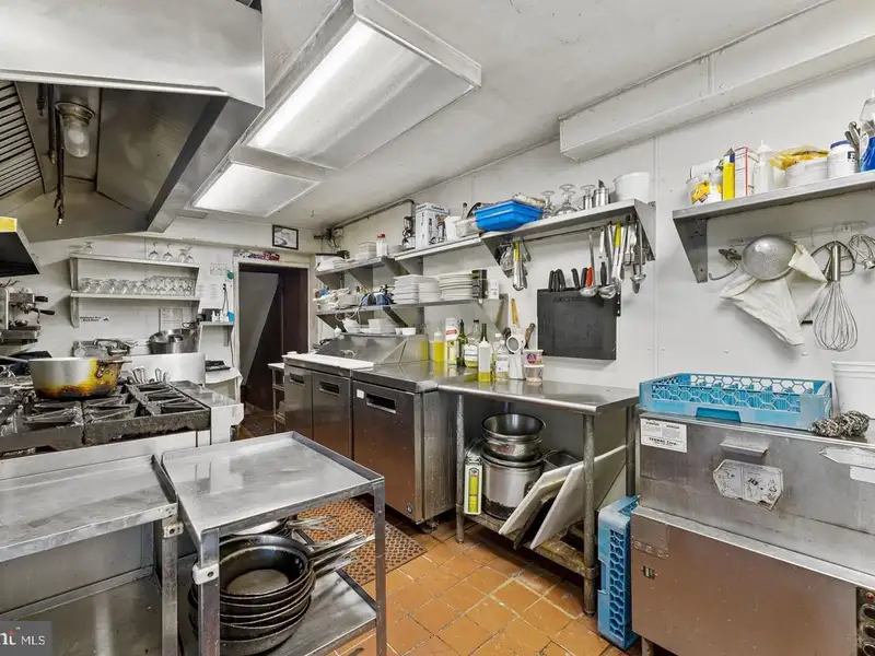 Turnkey Restaurant Investment in Prime Philadelphia Location Near Rittenhouse Square