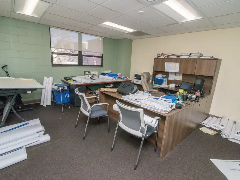 Versatile 10,000 Sq Ft Warehouse and Office Space with Parking in Prime Location
