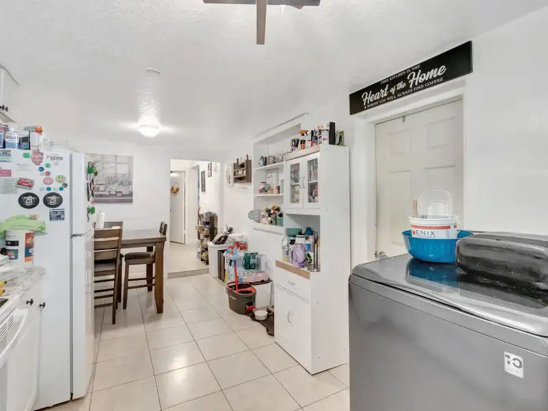 Well-maintained 6-unit Multifamily Property in South Florida with Value-add Potential