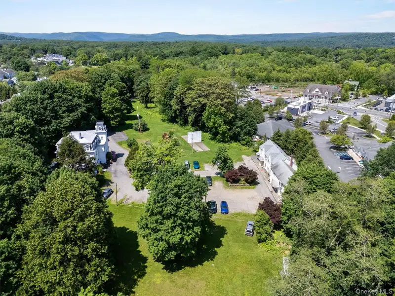 4.6-acre Lakefront Development Site on Route 6 in Mohegan Lake, Westchester County