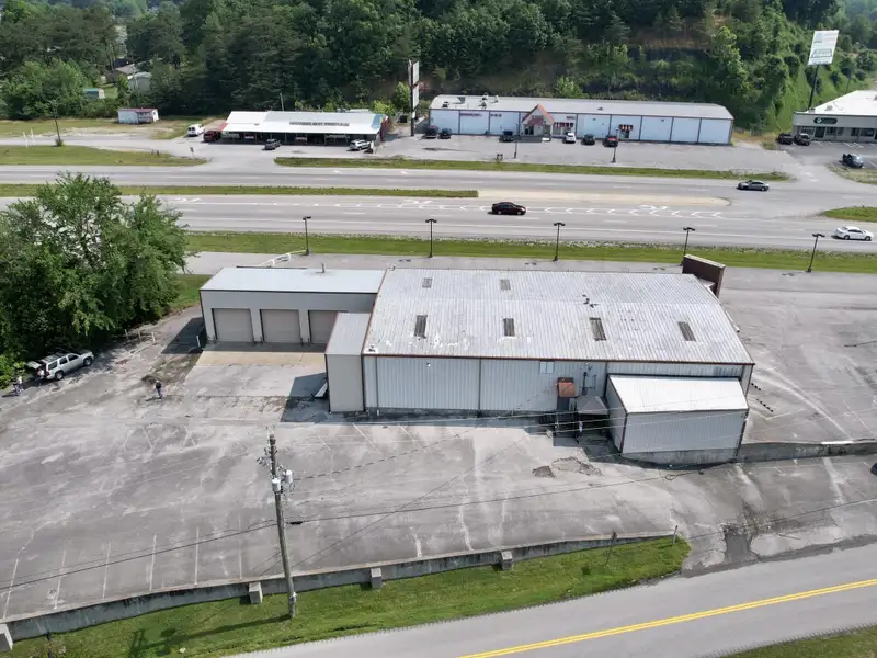 Versatile Commercial Property on Highway 25 N, Corbin with Showroom and Office Spaces