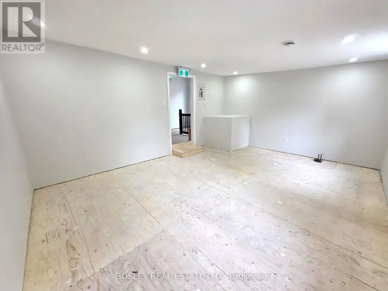Spacious Second-floor Retail Unit at Yonge and Eglinton with Excellent Visibility and Foot Traffic