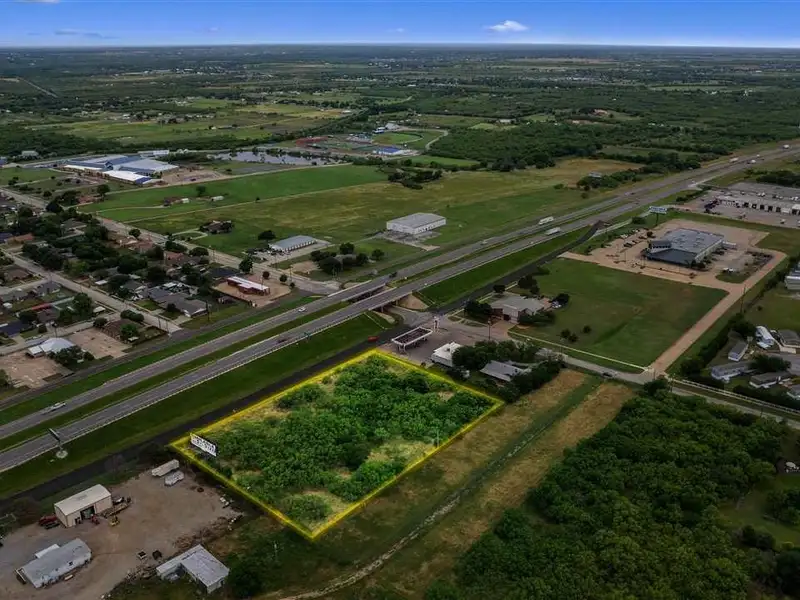 Commercial Property for Sale: 2.53-acre Lot on Northwest Freeway, Wichita Falls, Tx