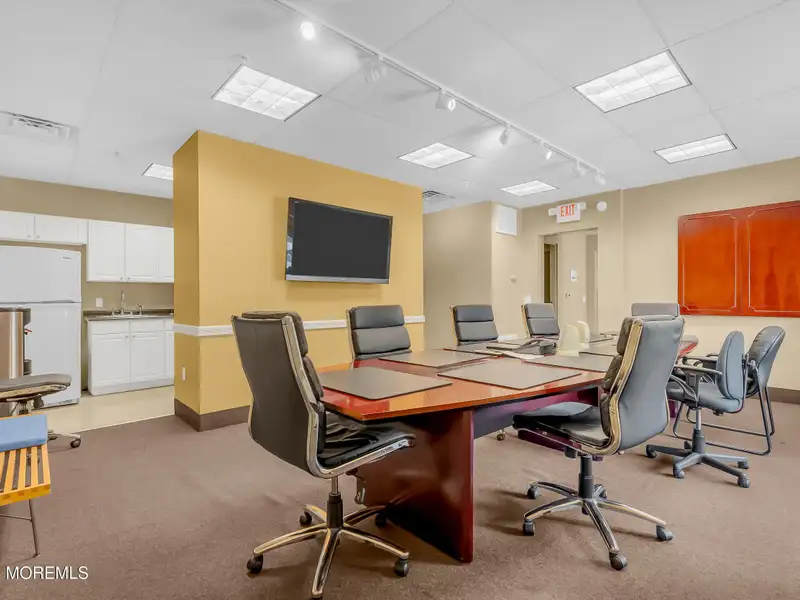 Versatile Commercial Lease in Prime Belmar Location, 5,000 Sq. Ft. Total Available