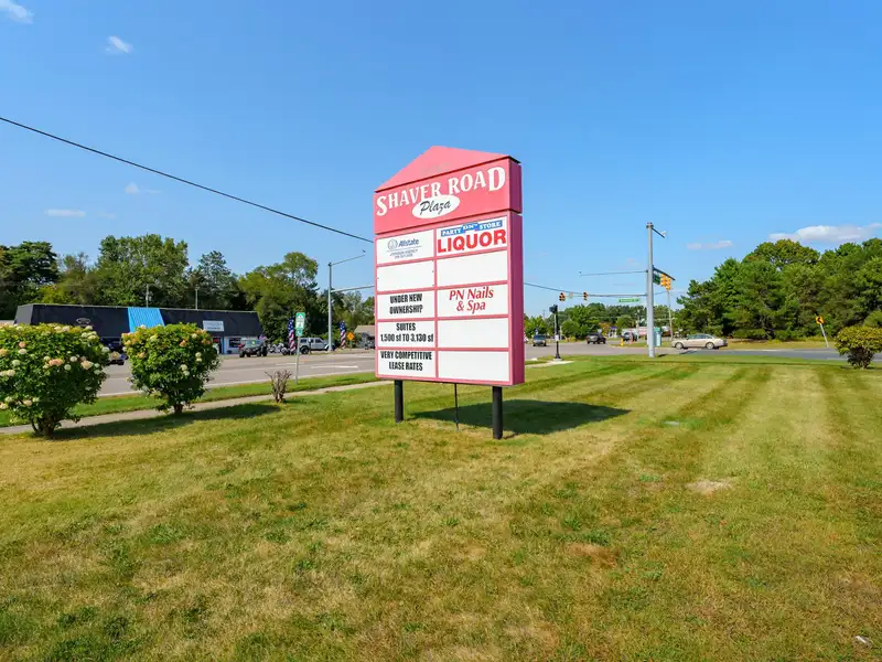 Prime 1,500 Sf Retail Space for Lease in Portage at High-traffic Corner