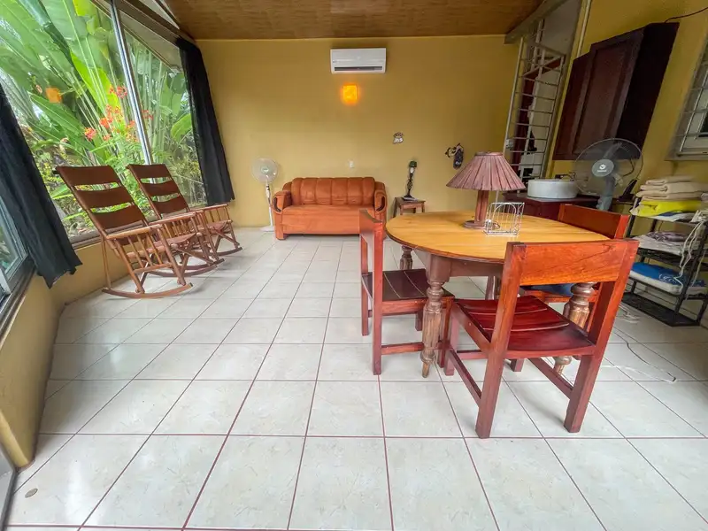 One-bedroom Home with Expansion Potential in Central Ojochal, Costa Rica