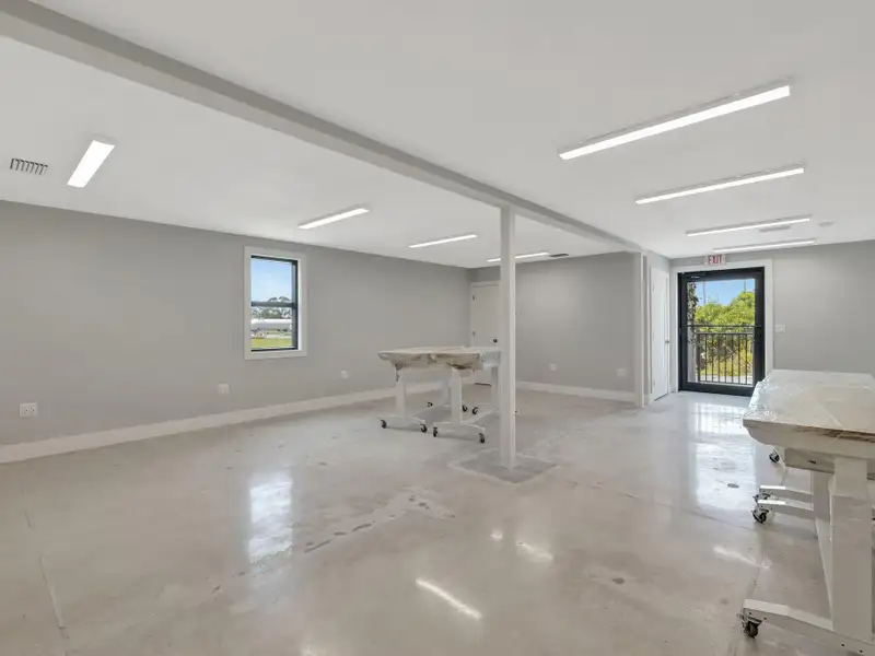 Industrial Property with 8,050 Sq Ft Building on 1.09 Acres in Fort Pierce, Fl