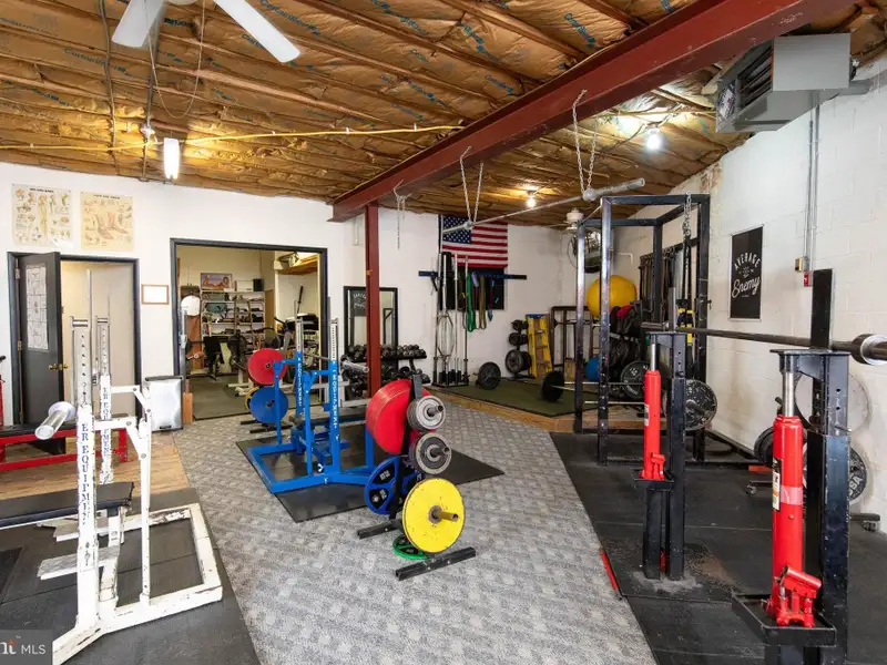 Mixed-use Commercial Property with Office, Garage, and Apartment in Flourtown