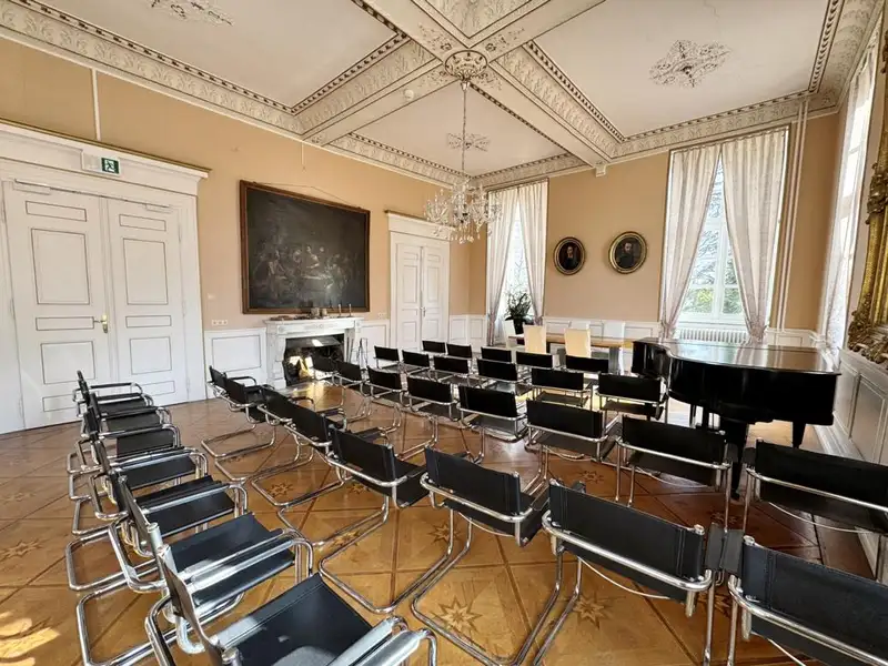 Crassenstein Castle: Historic Property in Münsterland, Ideal for Boutique Hotel or Bed & Breakfast