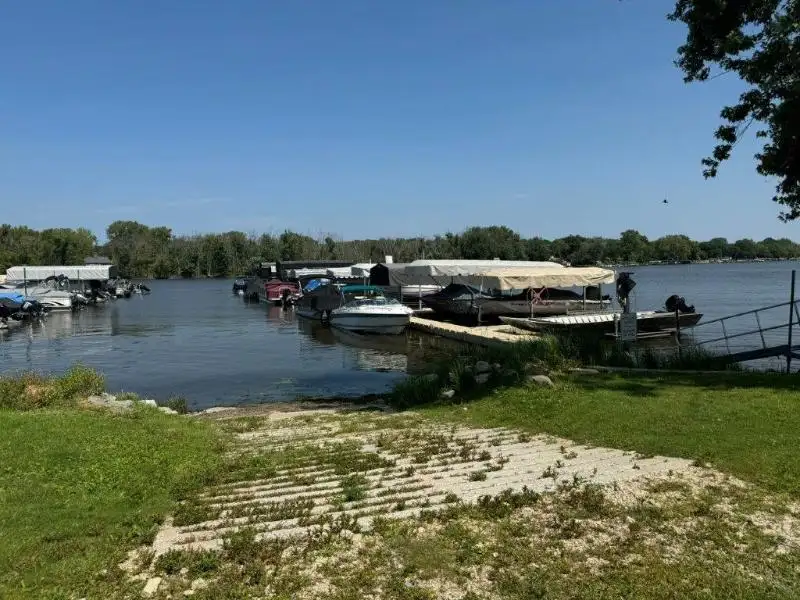 Premier Full-service Marina with 95 Slips on Rock River, Direct Lake Access