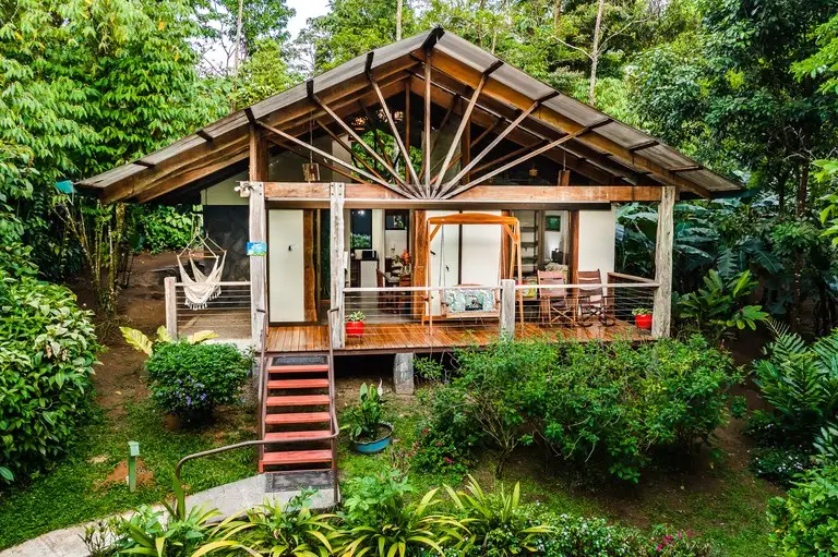 Eco-lodge B&b with Unique Bungalows in Bijagua, Costa Rica's Rainforest