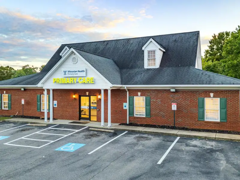 Medical Office Space for Lease in Cleveland, Tn – 12 Exam Rooms and Additional Features