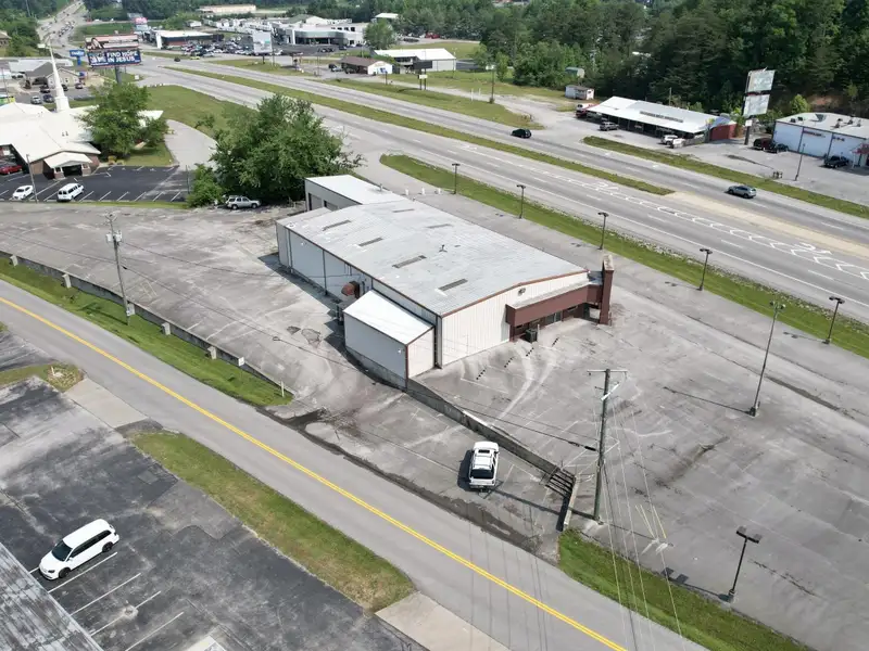 Versatile Commercial Property on Highway 25 N, Corbin with Showroom and Office Spaces