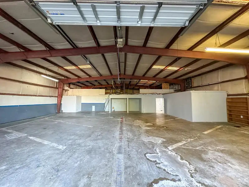 Versatile Commercial Property on Highway 25 N, Corbin with Showroom and Office Spaces