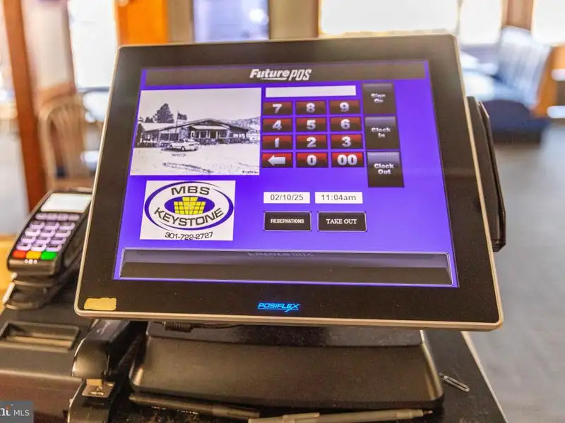 Established Restaurant with Commercial Kitchen and 120+ Seating in Hardy County