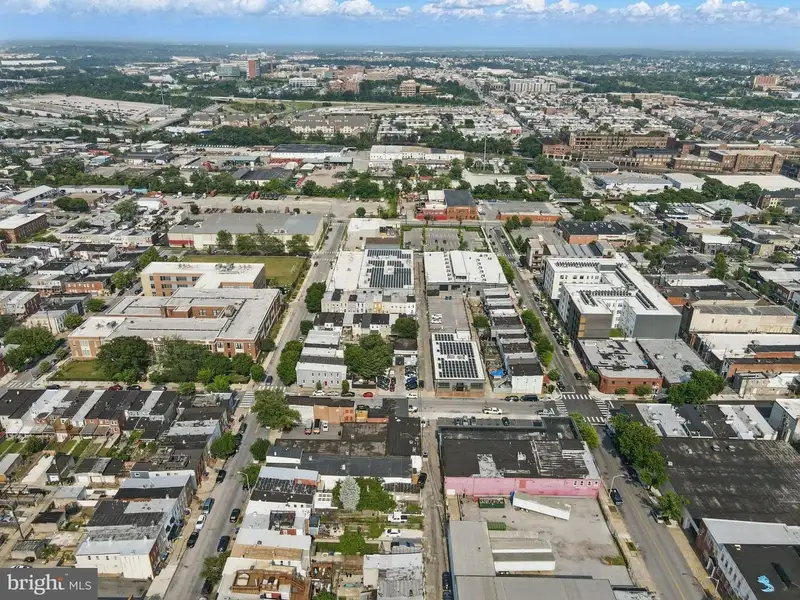 Established Auto Business and Commercial Property in Highlandtown with Turnkey Setup
