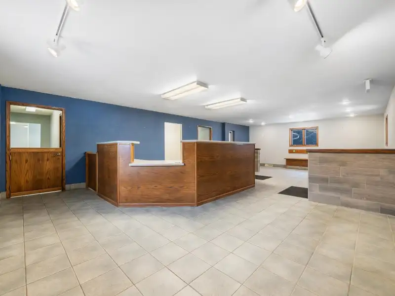 Versatile 3,100 Sq. Ft. Commercial Property Near Hwy 116 and Hwy 21