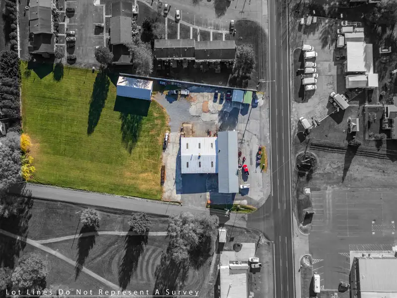 Versatile 9,940 Sq Ft Mixed-use Building on Congress Street, New Market, Shenandoah Valley