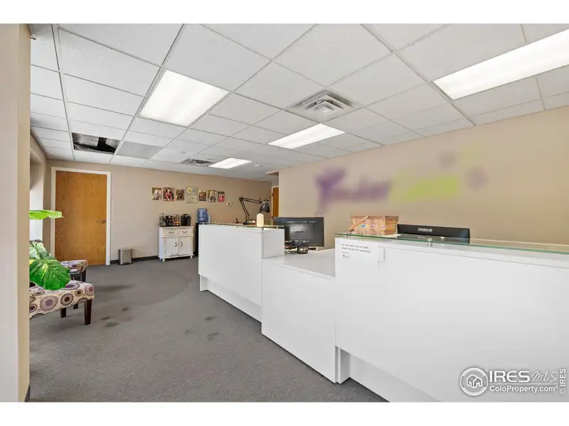 Multi-property Sale: 5818 - 5821 Lockheed Ave, Comprehensive Specifications Available