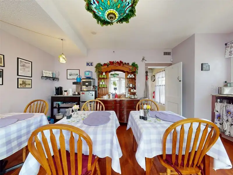 Historic Home and Turnkey Bed & Breakfast in Downtown Daytona Beach