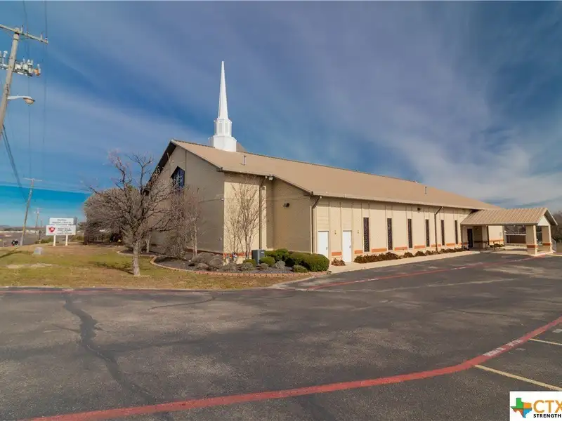Multi-building Church Complex on 4.611 Acres in Central Killeen