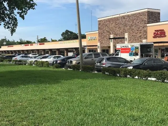 Second-generation Restaurant for Sale in High-traffic Miami Gardens Plaza