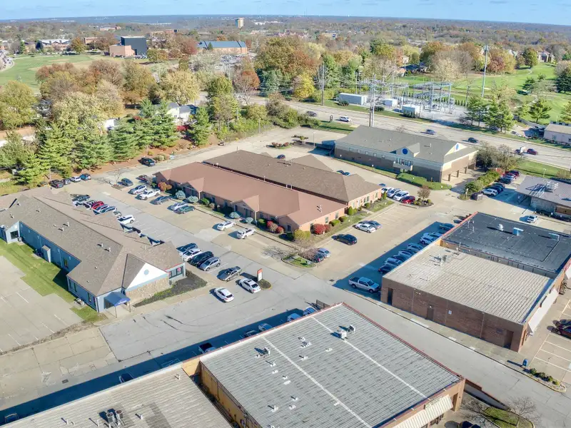 Move-in Ready 5,000 Sq Ft Commercial Space in Prime Edgewood Location