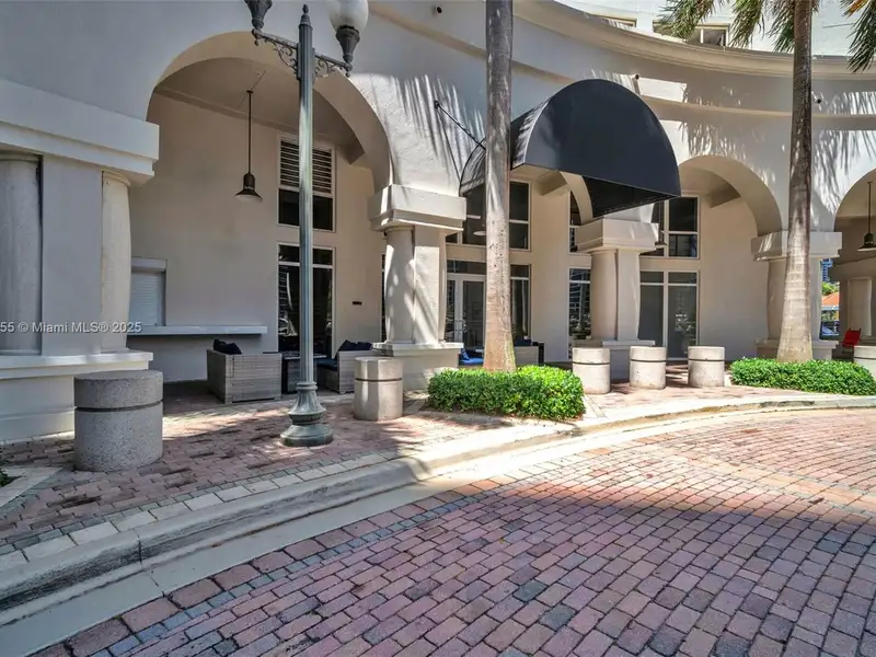 Turn-key Mediterranean Restaurant in Prime Florida Location with 240 Seating Capacity