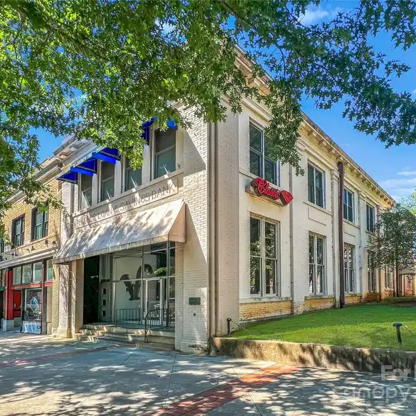 Commercial Lease