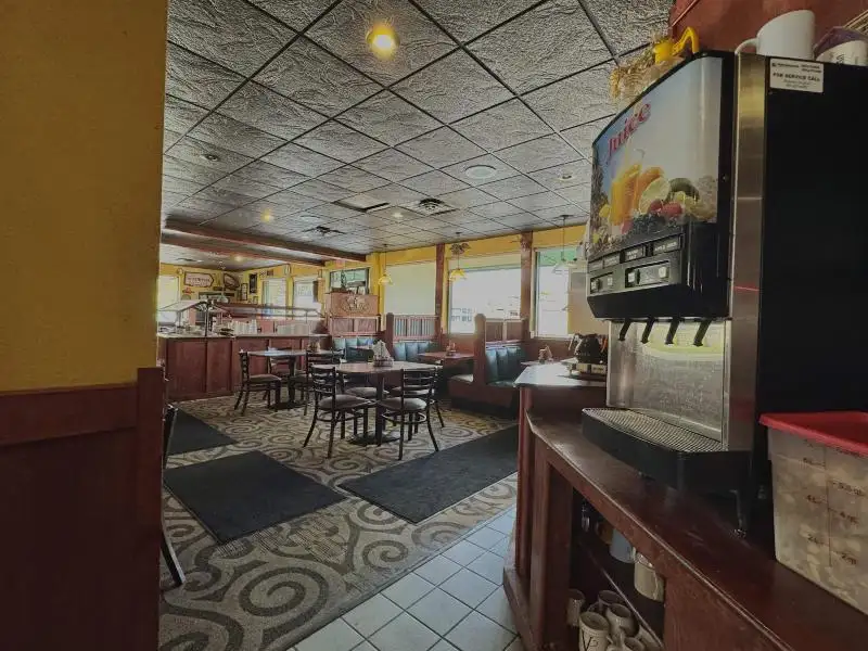 Turnkey Restaurant and Pub on Fox River in Downtown Berlin, 5,144 Sq Ft