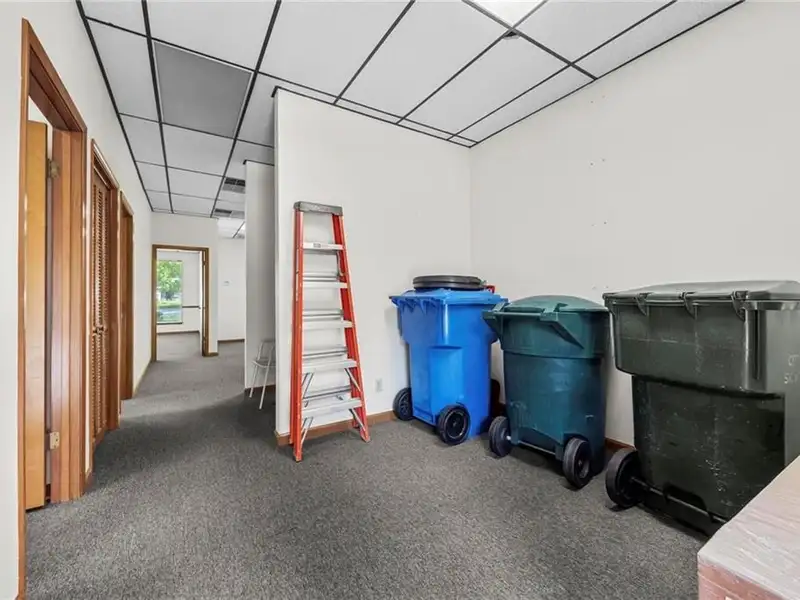Versatile Commercial Building in Prime Location