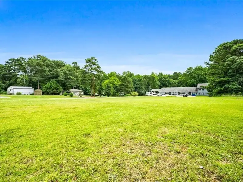 Flat 1.053-acre Vacant Lot on Austell Powder Springs Road, Cobb County