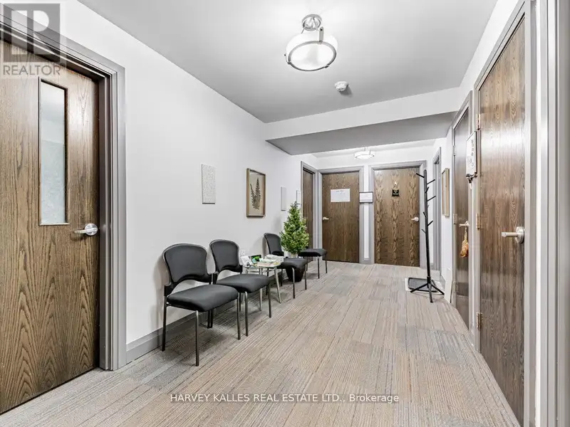 Custom Built Mixed-use Office/residential Property in Thornhill Village, 2013 Award Winner