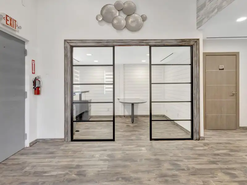 End-cap Warehouse with Offices in Central Jupiter, Move-in Ready