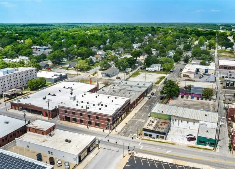 Mixed-use Commercial Property with Retail, Offices, and Apartments in Downtown Joplin