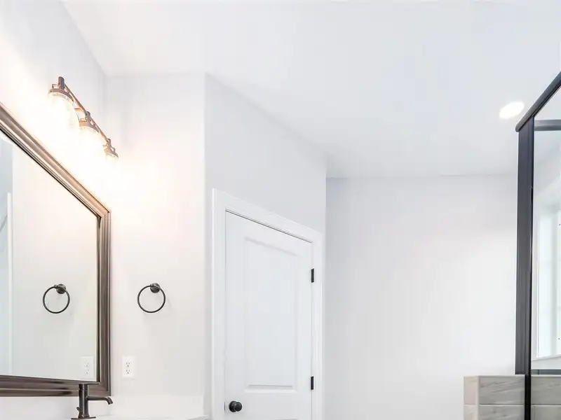 Live/work Townhome with Flex Space, Gourmet Kitchen, and 2-car Garage in Prime Location