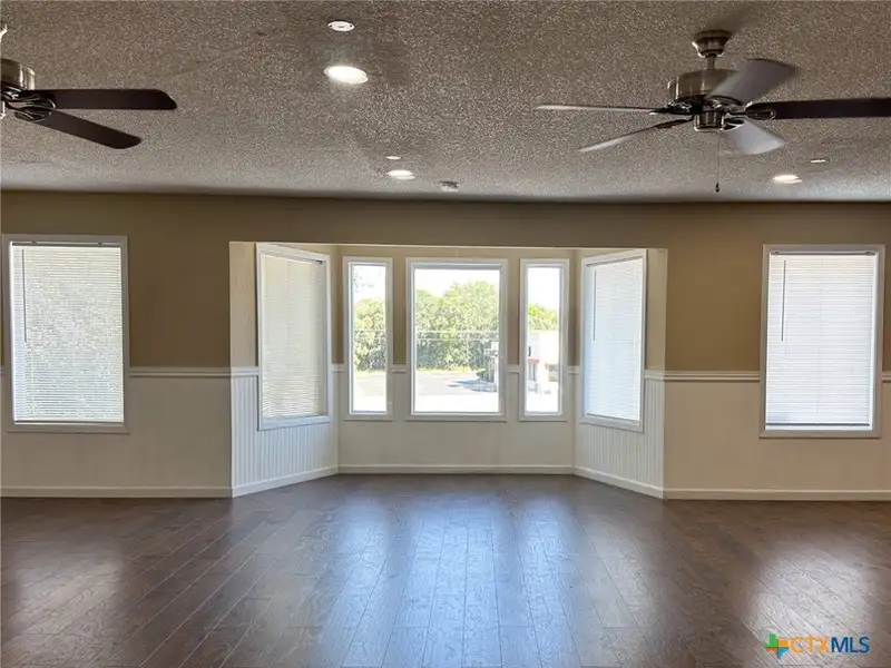 Investment Opportunity: Multi-unit Complex in Copperas Cove with Stable Tenants and Recent Updates